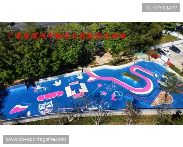 女生在光滑墙面上演绎高难度蹬墙横跳展示挑战极限运动能力